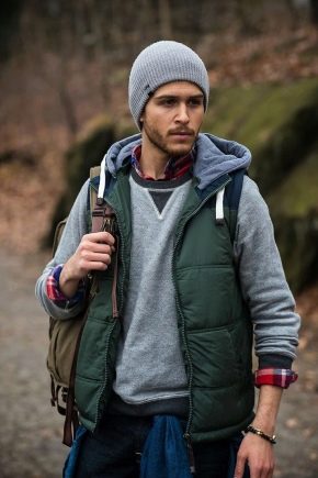 Gilet sportivi da uomo: modelli moderni e regole di selezione