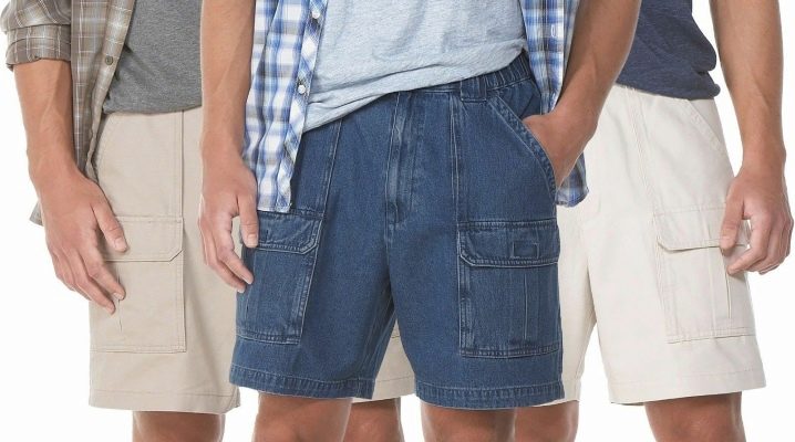 Pantaloncini cargo da uomo: come scegliere e combinare nelle immagini?