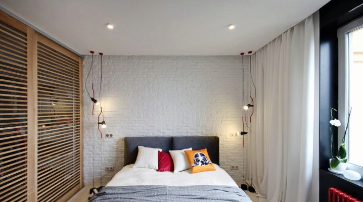 Stretch ceilings with lighting in the bedroom