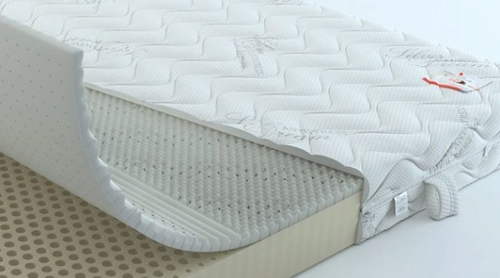 Mga tampok ng natural na latex mattresses