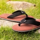 Choisir des chaussons de plage pour hommes